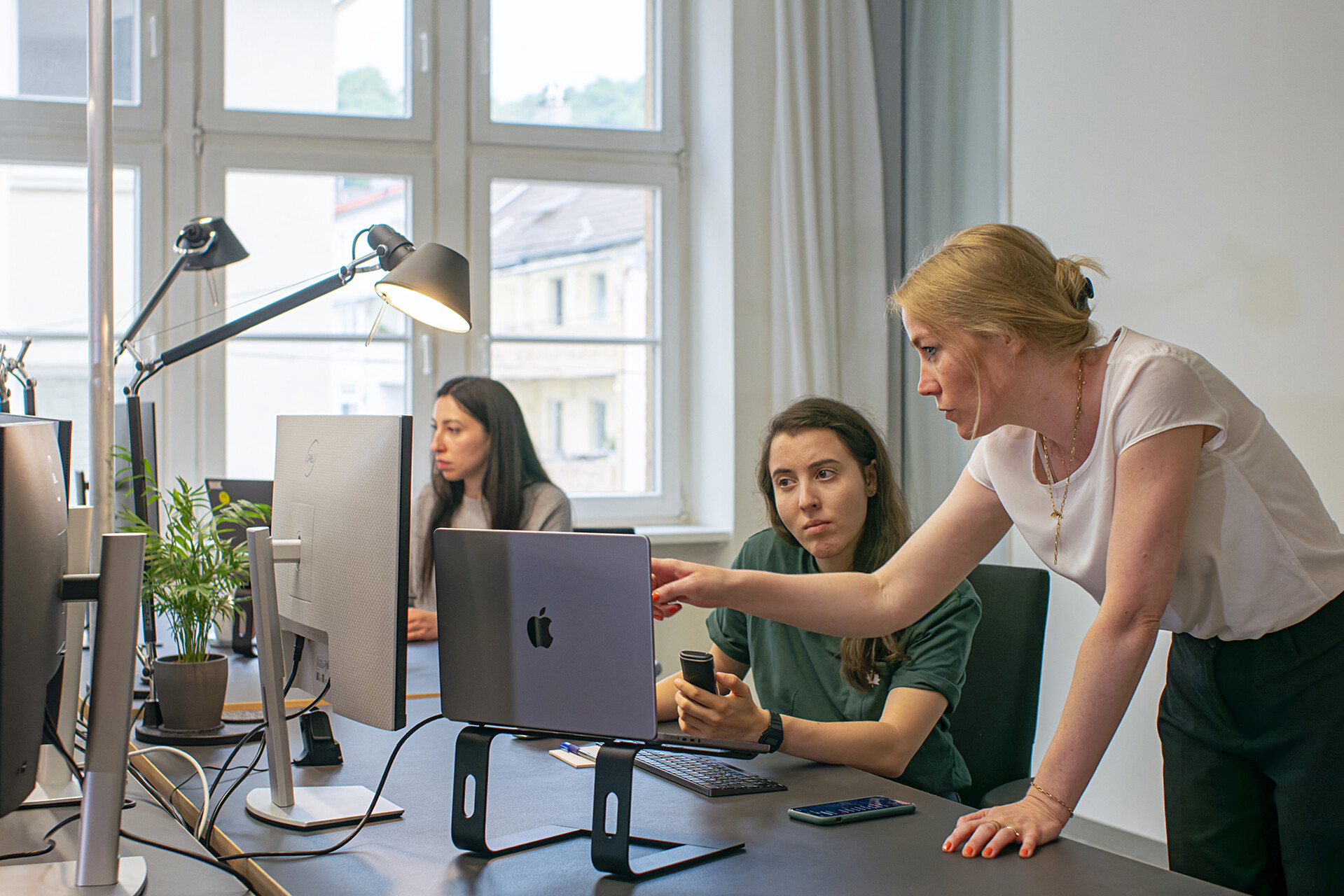 summarum_Chantal_Kate_Anna